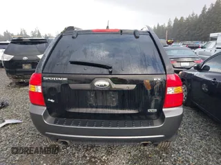 2005 Kia Sportage LX with VIN KNDJF723557054234, listed as a IAAI auction lot 40652851 with 220,215 mi miles and . Bid and sale history available at carsss.com. Image 16.