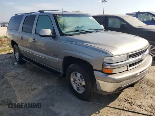 2000 Chevrolet Suburban LT with VIN 3GNFK16T6YG158157, listed as a Copart auction lot 74214084 with 190,105 mi miles and Non Repairable. Bid and sale history available at carsss.com. Image 4.