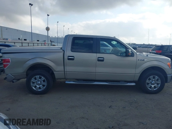 2010 Ford F-150 XL with VIN 1FTEW1C87AFA12768, listed as a IAAI auction lot 41450277 with 89,314 mi miles. Bid and sale history available at carsss.com. Image 13.
