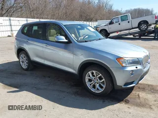 2014 BMW X3 xDrive35i z VIN 5UXWX7C54E0E81353, wystawiony jako IAAI lot #42059808 z przebiegiem 71 978 mil mil oraz . Historia ofert i sprzedaży dostępna na DreamBid. Obrazek 1.