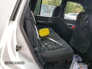 2015 Ford Expedition XLT z VIN 1FMJU1JT3FEF39744, wystawiony jako Copart lot #53381645 z przebiegiem Nie podano mil oraz Szkoda całkowita • Salvage title. Historia ofert i sprzedaży dostępna na DreamBid. Obrazek 11.