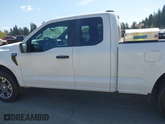 2024 Ford F-150 with VIN 1FTEX2LP1RKD38773, listed as a IAAI auction lot 41973683 with 7,538 mi miles and . Bid and sale history available at DreamBid. Image 15.