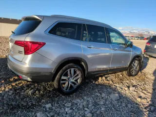2017 Honda Pilot Touring with VIN 5FNYF6H9XHB074322, listed as a Copart auction lot 46639135 with 79,509 mi miles and Salvage Title. Bid and sale history available at DreamBid. Image 3.