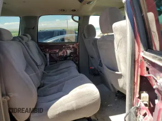 2005 Chevrolet Suburban Z71 with VIN 3GNFK16Z05G109536, listed as a Copart auction lot 46435445 with 319,814 mi miles and Non Repairable. Bid and sale history available at carsss.com. Image 11.