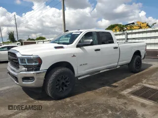 2022 Ram 2500 Tradesman with VIN 3C6UR5HL1NG273493, listed as a Copart auction lot 65356075 with 24,744 mi miles and Salvage title. Bid and sale history available at DreamBid. Image 1.