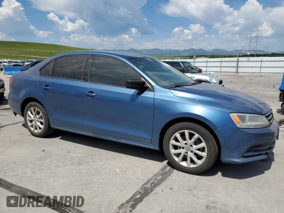2015 Volkswagen Jetta SE with VIN 3VWD17AJ2FM240233, listed as a Copart auction lot 60833515 with 207,202 mi miles and Clean title. Bid and sale history available at DreamBid. Image 4.