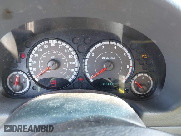 2005 Jeep Liberty Sport with VIN 1J4GL48K95W662399, listed as a IAAI auction lot 41900952 with 127,230 mi miles. Bid and sale history available at carsss.com. Image 7.