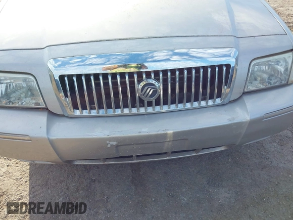 2008 Mercury Grand Marquis LS with VIN 2MEFM75V28X624437, listed as a IAAI auction lot 42101089 with Not Provided miles and . Bid and sale history available at DreamBid. Image 12.