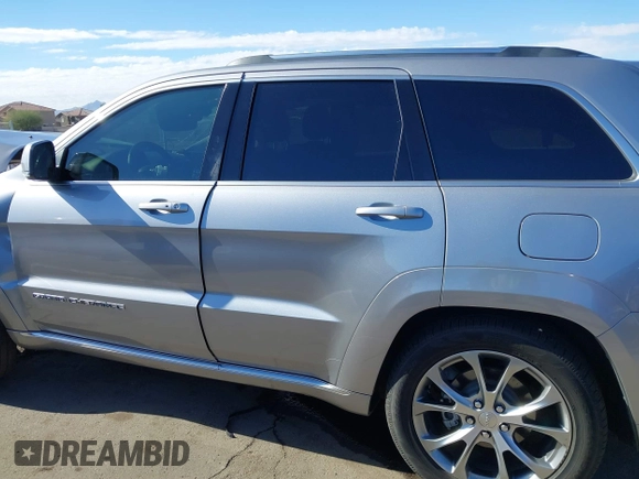 2020 Jeep Grand Cherokee Summit z VIN 1C4RJFJG2LC173184, wystawiony jako IAAI lot #41343182 z przebiegiem 70 192 mil mil oraz . Historia ofert i sprzedaży dostępna na DreamBid. Obrazek 14.