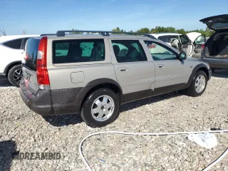 2003 Volvo V70 2.5L Turbo XC70 with VIN YV1SZ59H331112997, listed as a Copart auction lot 69465994 with 0 mi miles and Clean Title. Bid and sale history available at carsss.com. Image 3.