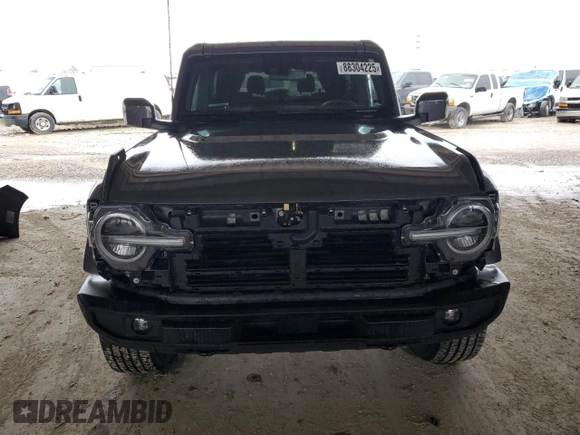 2023 Ford Bronco with VIN 1FMDE5CH0PLB19978, listed as a Copart auction lot 88304225 with 4,303 mi miles and Salvage Title. Bid and sale history available at carsss.com. Image 5.