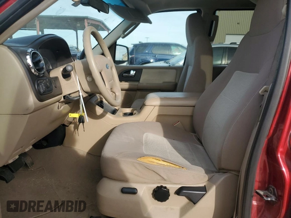 2006 Ford Expedition Special Service with VIN 1FMPU15566LA47386, listed as a Copart auction lot 84464594 with 291,434 mi miles and Salvage Title. Bid and sale history available at carsss.com. Image 7.