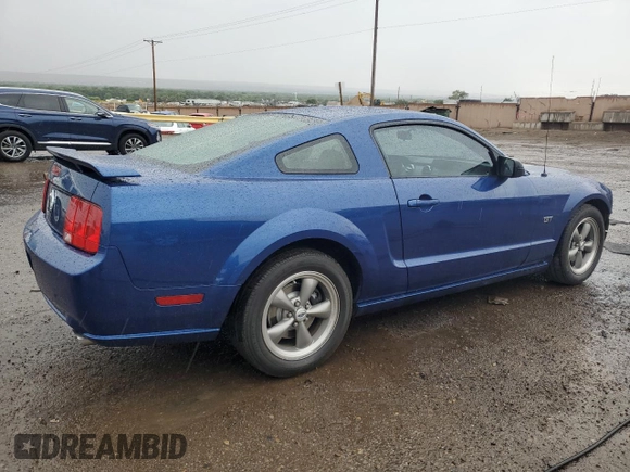 2006 Ford Mustang GT Deluxe с VIN 1ZVFT82H265211714, выставлен на аукционе Copart как лот 59551095 с пробегом 101 057 миль миль и Списание • Salvage title. История ставок и продаж доступна на DreamBid. Изображение 3.