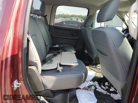 2018 Ram 1500 SSV z VIN 1C6RR7XT5JS252586, wystawiony jako Copart lot #58183155 z przebiegiem Nie podano mil oraz Szkoda całkowita • Salvage title. Historia ofert i sprzedaży dostępna na DreamBid. Obrazek 10.