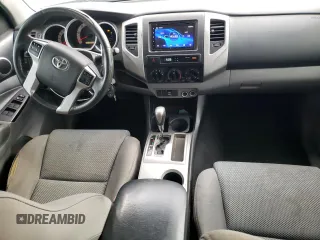 2013 Toyota Tacoma PreRunner z VIN 3TMJU4GN7DM155651, wystawiony jako Copart lot #47528115 z przebiegiem 195 328 mil mil oraz Szkoda całkowita • Salvage title. Historia ofert i sprzedaży dostępna na DreamBid. Obrazek 8.