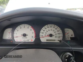 2004 Toyota Tacoma z VIN 5TEWN72N54Z463111, wystawiony jako IAAI lot #42093928 z przebiegiem 147 136 mil mil oraz . Historia ofert i sprzedaży dostępna na DreamBid. Obrazek 7.