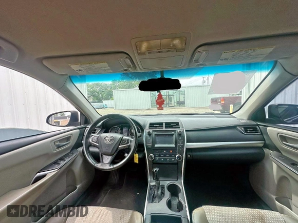 2015 Toyota Camry XLE with VIN 4T1BF1FK0FU026830, listed as a Copart auction lot 56607715 with 314,158 mi miles and Clean Title. Bid and sale history available at DreamBid. Image 9.