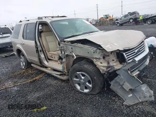 2006 Ford Explorer Limited с VIN 1FMEU75876UA58332, выставлен на аукционе IAAI как лот 41804700 с пробегом 158 388 миль миль и . История ставок и продаж доступна на DreamBid. Изображение 1.