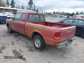 1993 Ford Ranger STX z VIN 1FTCR14X4PPB32017, wystawiony jako IAAI lot #41960294 z przebiegiem 50 331 mil mil oraz . Historia ofert i sprzedaży dostępna na DreamBid. Obrazek 3.