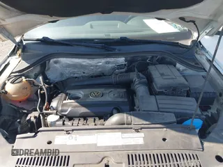 2012 Volkswagen Tiguan SE с VIN WVGBV7AX7CW527271, выставлен на аукционе IAAI как лот 42594294 с пробегом 147 594 миль миль и . История ставок и продаж доступна на DreamBid. Изображение 10.