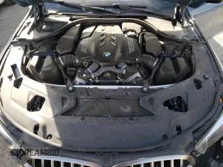 2019 BMW 8 Series M850i xDrive z VIN WBABC4C58KBJ35651, wystawiony jako Copart lot #84503014 z przebiegiem Nie podano mil oraz Szkoda całkowita • Salvage title. Historia ofert i sprzedaży dostępna na DreamBid. Obrazek 12.