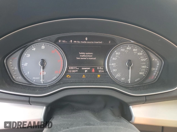 2019 Audi SQ5 Premium with VIN WA1A4AFYXK2066262, listed as a Copart auction lot 70586984 with 69,015 mi miles and Clean Title. Bid and sale history available at carsss.com. Image 9.