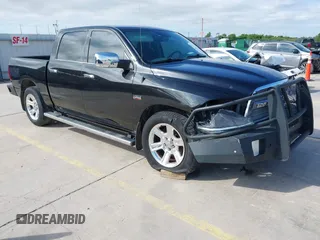 2018 Ram 1500 Lone Star Silver z VIN 1C6RR6LT1JS160858, wystawiony jako IAAI lot #42327227 z przebiegiem 86 848 mil mil oraz . Historia ofert i sprzedaży dostępna na DreamBid. Obrazek 1.