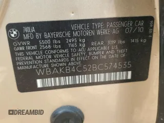 2011 BMW 7 Series 740Li z VIN WBAKB4C52BC574535, wystawiony jako Copart lot #45248435 z przebiegiem Nie podano mil oraz Szkoda całkowita • Salvage title. Historia ofert i sprzedaży dostępna na DreamBid. Obrazek 14.