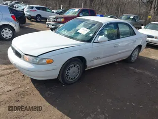 1998 Buick Century Limited with VIN 2G4WY52M7W1431668, listed as a IAAI auction lot 41691100 with 178,398 mi miles. Bid and sale history available at carsss.com. Image 2.