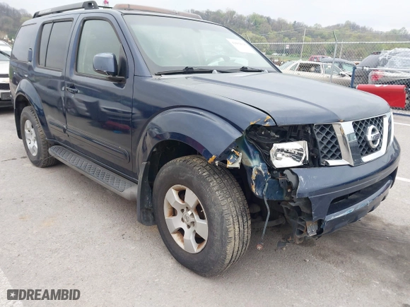 2007 Nissan Pathfinder SE with VIN 5N1AR18W37C606583, listed as a IAAI auction lot 42002618 with 163,904 mi miles. Bid and sale history available at carsss.com. Image 12.