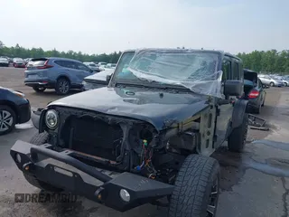 2016 Jeep Wrangler Unlimited Sport z VIN 1C4BJWDG4GL226180, wystawiony jako IAAI lot #42419561 z przebiegiem 76 522 mil mil oraz . Historia ofert i sprzedaży dostępna na DreamBid. Obrazek 6.