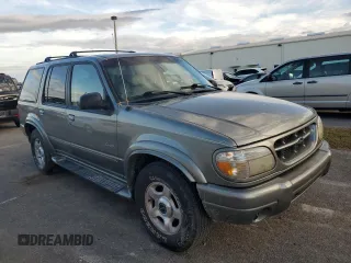 1999 Ford Explorer XLT z VIN 1FMZU34E3XZA39461, wystawiony jako Copart lot #74213774 z przebiegiem 119 937 mil mil oraz Szkoda całkowita • Salvage title. Historia ofert i sprzedaży dostępna na DreamBid. Obrazek 4.