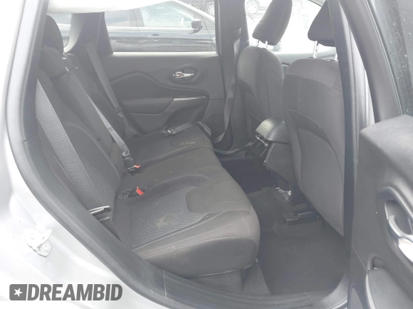 2020 Jeep Cherokee Latitude с VIN 1C4PJMCB9LD546714, выставлен на аукционе IAAI как лот 42177612 с пробегом 56 759 миль миль и . История ставок и продаж доступна на DreamBid. Изображение 8.
