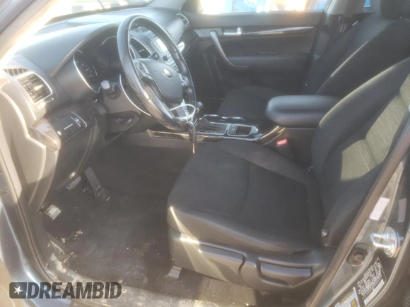 2014 Kia Sorento LX with VIN 5XYKT3A64EG501608, listed as a Copart auction lot 53149015 with 136,419 mi miles and Salvage Title. Bid and sale history available at DreamBid. Image 7.