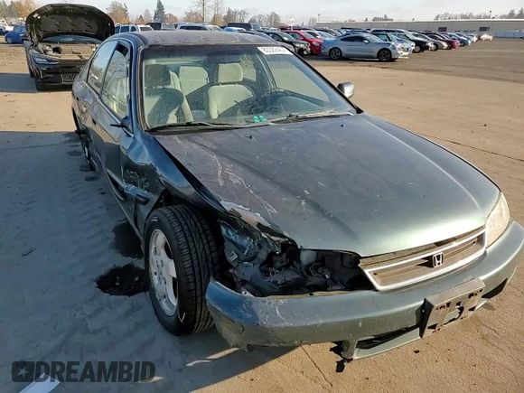 1996 Honda Accord LX with VIN 1HGCD5636TA278854, listed as a Copart auction lot 88117305 with 218,132 mi miles and Salvage Title. Bid and sale history available at DreamBid. Image 10.