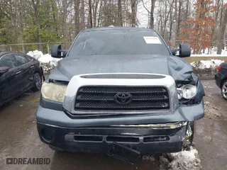2008 Toyota Tundra 4WD Truck with VIN 5TFCV54188X005786, listed as a IAAI auction lot 41535156 with 263,139 mi miles. Bid and sale history available at carsss.com. Image 12.