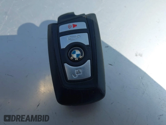 2014 BMW 5 Series 550i z VIN WBAKN9C57ED681969, wystawiony jako IAAI lot #42161728 z przebiegiem 88 077 mil mil oraz . Historia ofert i sprzedaży dostępna na DreamBid. Obrazek 11.