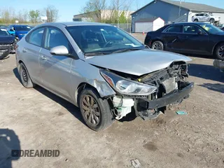 2018 Hyundai Accent SE with VIN 3KPC24A3XJE009062, listed as a IAAI auction lot 42127408 with 101,724 mi miles and . Bid and sale history available at carsss.com. Image 1.