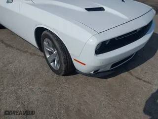 2021 Dodge Challenger SXT with VIN 2C3CDZAGXMH623245, listed as a IAAI auction lot 42007595 with 95,154 mi miles. Bid and sale history available at carsss.com. Image 6.