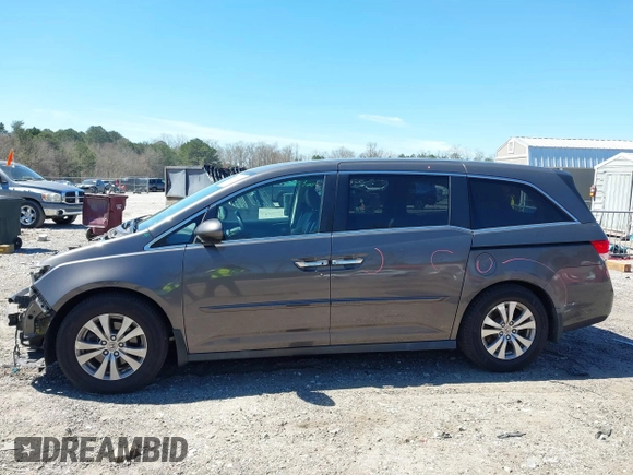 2017 Honda Odyssey SE with VIN 5FNRL5H37HB010208, listed as a IAAI auction lot 41828809 with 67,399 mi miles and . Bid and sale history available at carsss.com. Image 14.