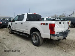 2017 Ford F-250 Lariat z VIN 1FT7W2BTXHEF43726, wystawiony jako Copart lot #52583145 z przebiegiem 226 834 mil mil oraz Tytuł czysty. Historia ofert i sprzedaży dostępna na DreamBid. Obrazek 2.