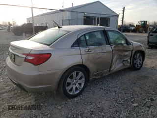 2013 Chrysler 200 Touring with VIN 1C3CCBBB5DN571432, listed as a Copart auction lot 48853055 with 88,782 mi miles and Salvage Title. Bid and sale history available at carsss.com. Image 3.