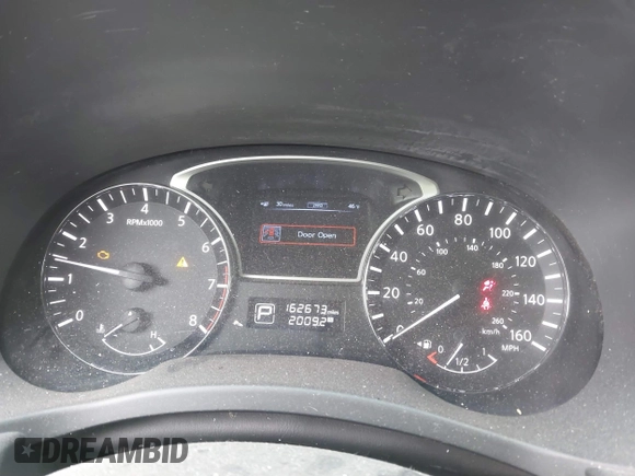 2013 Nissan Pathfinder SV with VIN 5N1AR2MM0DC654824, listed as a IAAI auction lot 41747859 with 162,673 mi miles. Bid and sale history available at carsss.com. Image 7.