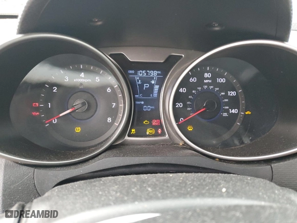 2015 Hyundai Veloster with VIN KMHTC6AD2FU235151, listed as a Copart auction lot 43692675 with 105,798 mi miles and Clean Title. Bid and sale history available at carsss.com. Image 9.