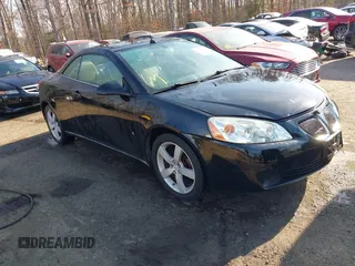 2008 Pontiac G6 GT with VIN 1G2ZH36N984114804, listed as a IAAI auction lot 41747149 with 113,652 mi miles. Bid and sale history available at carsss.com. Image 1.