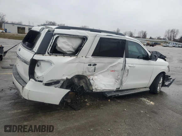 2021 Ford Expedition XLT with VIN 1FMJU1JT2MEA53911, listed as a Copart auction lot 86660754 with 39,155 mi miles and Salvage Title. Bid and sale history available at carsss.com. Image 3.
