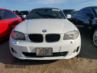2013 BMW 1 Series 128i z VIN WBAUL7C54DVU10072, wystawiony jako Copart lot #73754044 z przebiegiem Nie podano mil oraz Nie do naprawy • Non repairable. Historia ofert i sprzedaży dostępna na DreamBid. Obrazek 5.