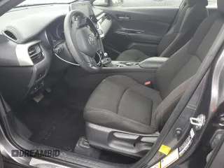 2019 Toyota C-HR XLE z VIN JTNKHMBX4K1061119, wystawiony jako Copart lot #47112995 z przebiegiem 42 983 mil mil oraz Szkoda całkowita • Salvage title. Historia ofert i sprzedaży dostępna na DreamBid. Obrazek 7.