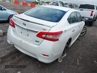 2014 Nissan Sentra SR z VIN 3N1AB7AP2EL640016, wystawiony jako IAAI lot #42253092 z przebiegiem 105 760 mil mil oraz . Historia ofert i sprzedaży dostępna na DreamBid. Obrazek 4.