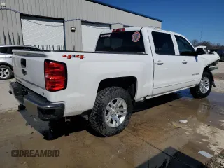 2018 Chevrolet Silverado 1500 LT with VIN 3GCUKREC7JG620389, listed as a Copart auction lot 47935975 with 108,903 mi miles and Salvage Title. Bid and sale history available at carsss.com. Image 3.